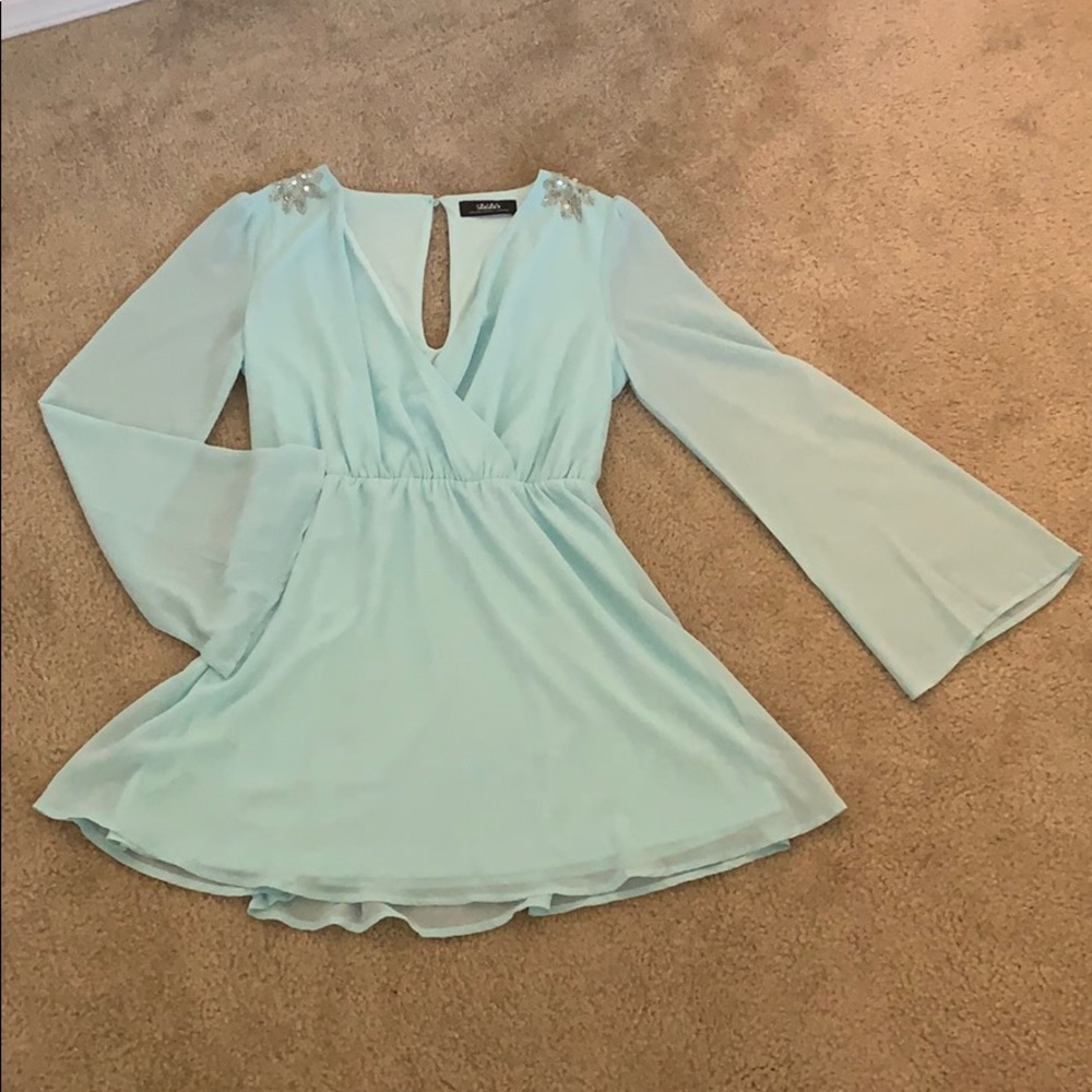 Lulus Wrap Front Dress 💙 ✨